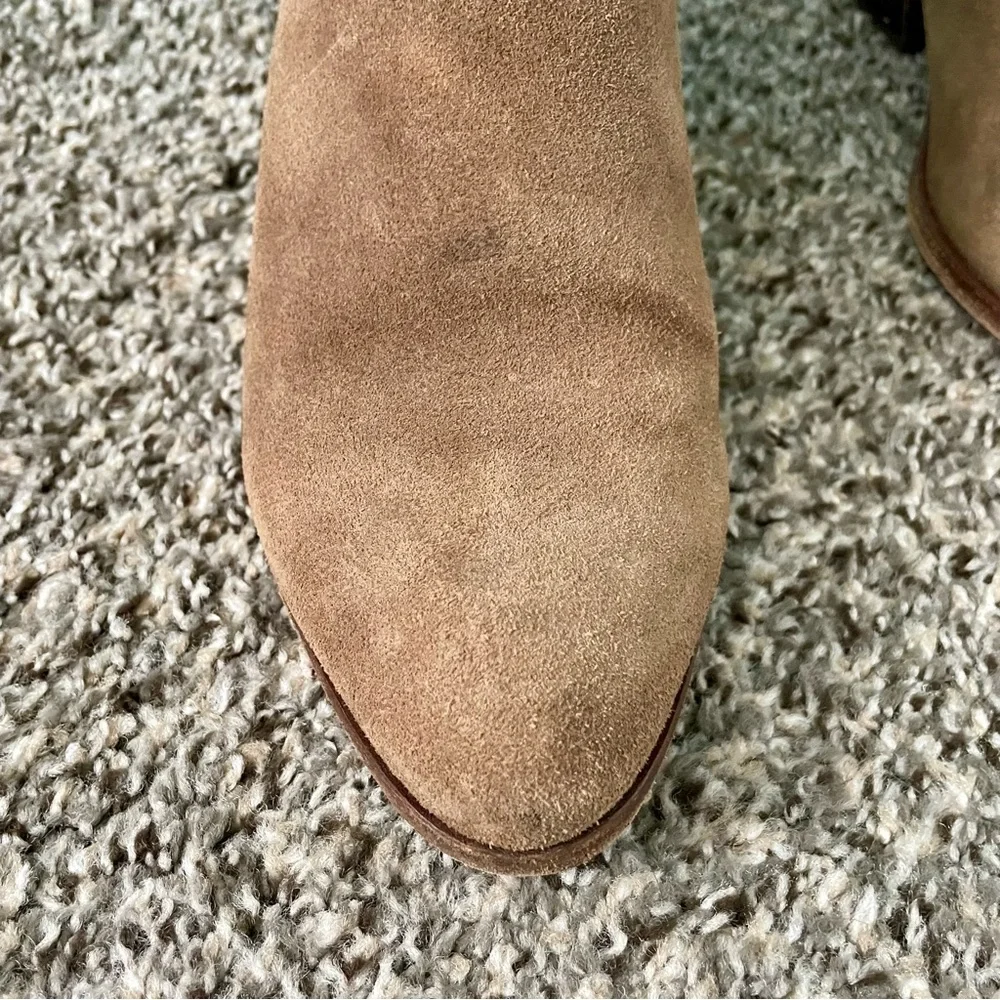Thursday Boot Company Duchess Caramel Brown Suede Ankle Boots Booties Size 9